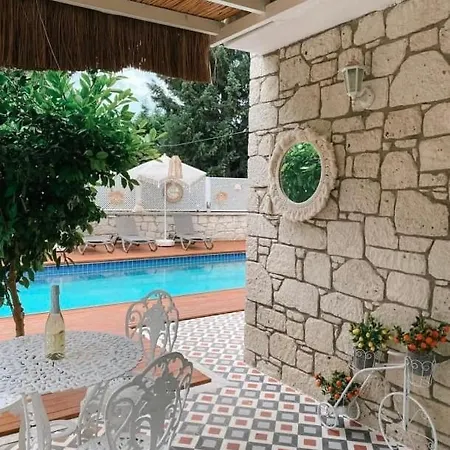 Bed & Breakfast The One Alacati